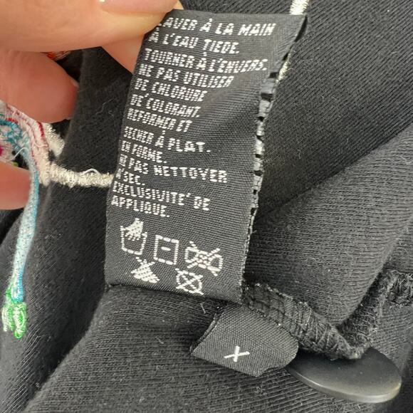 VINTAGE Christina Rotelli Black Cotton Embroidered Ice Skating Button Down Top - Picture 10 of 10